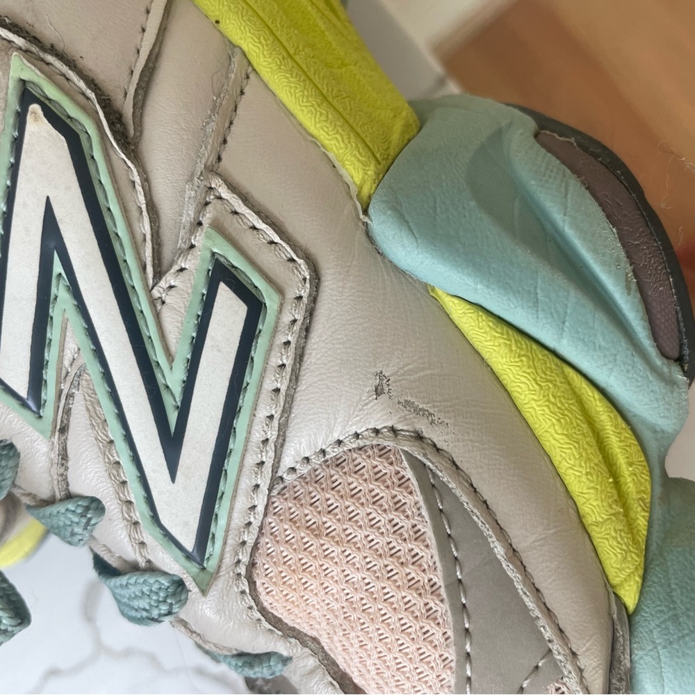 Limited Edition New Balance 9060 Moonbeam Vintage Rose - Picture 9 of 13